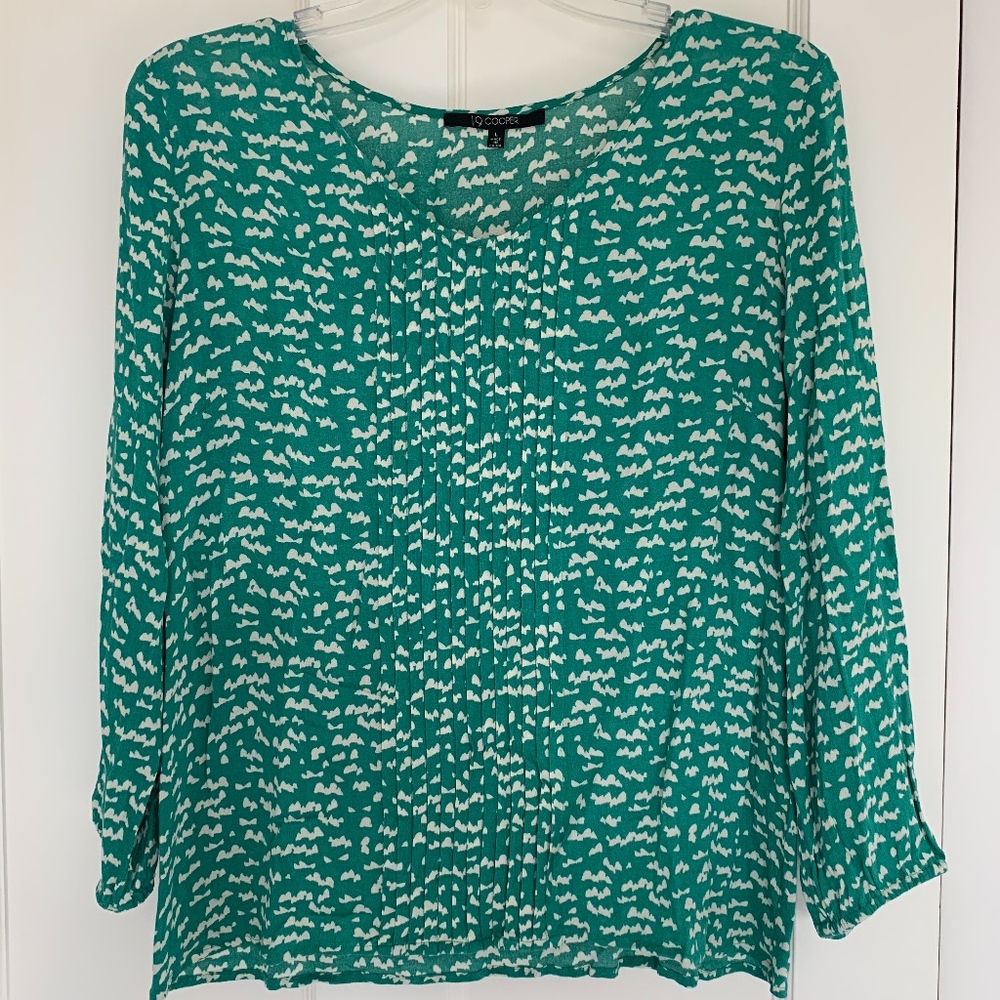 19 Cooper Super Soft Green Blouse Top